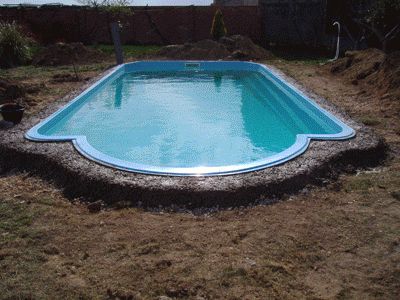 Montaje de las piscinas